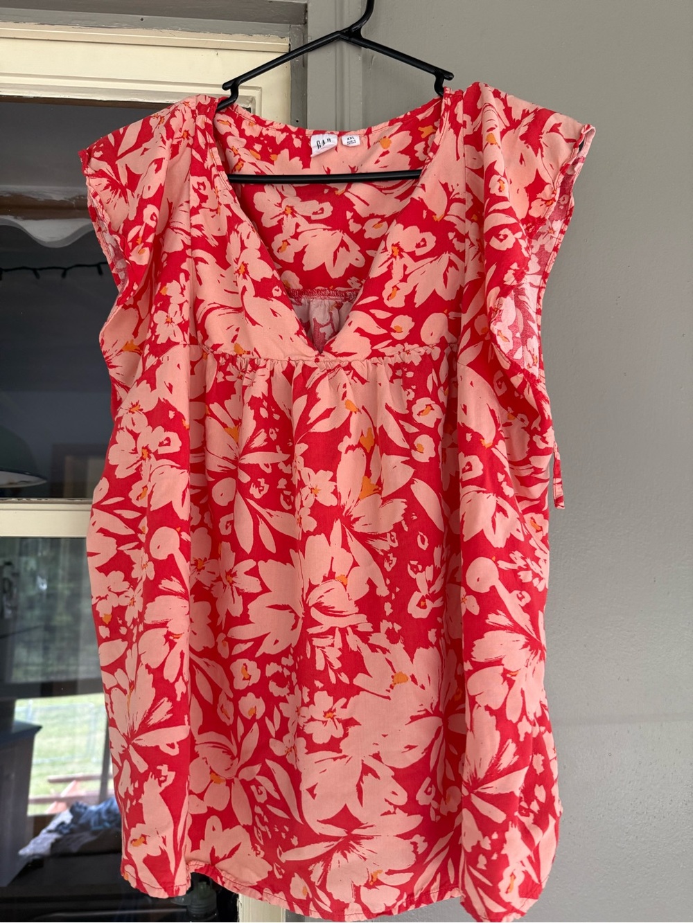 GAP Red and Light Pink Floral V-Neck Blouse